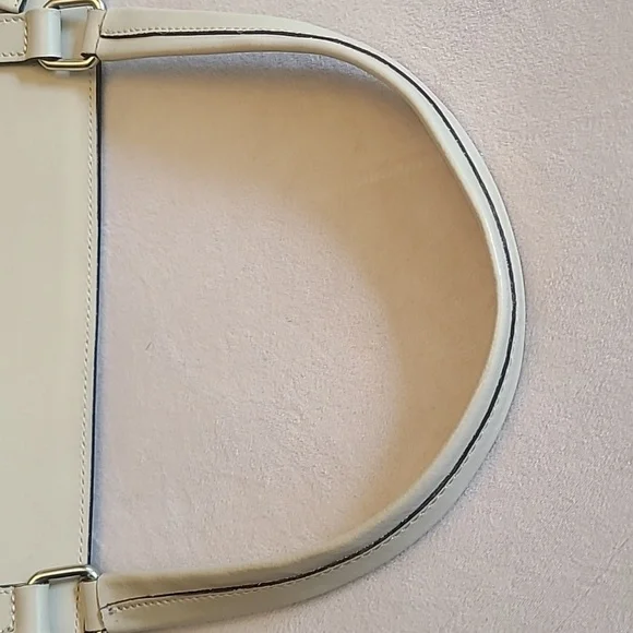 Alberta di Canio Italian genuine leather shoulder bag. - Picture 16 of 16